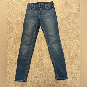 Old Navy Rockstar super skinny high rise jeans (wash called Hazle)